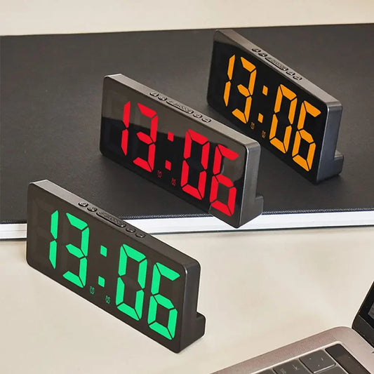 Simple Creative Digital Clock