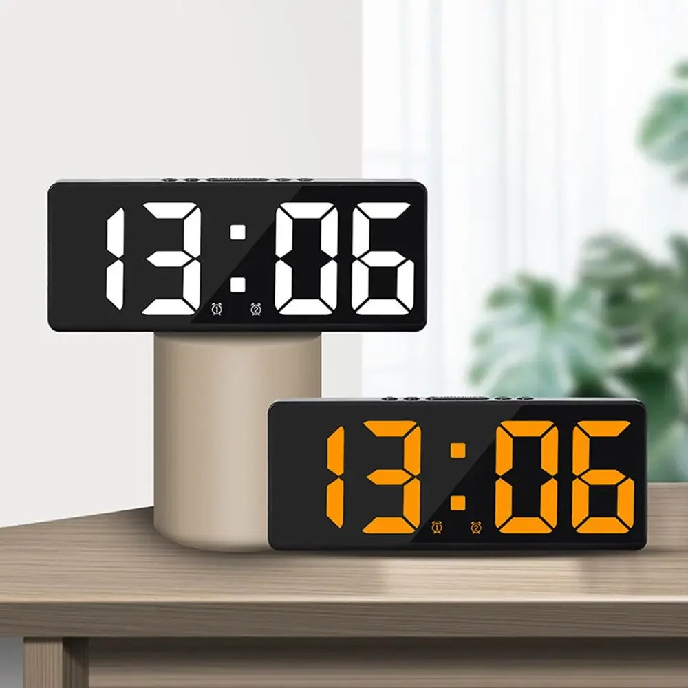 Simple Creative Digital Clock