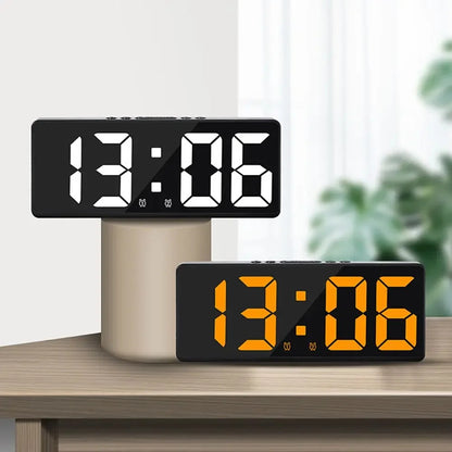 Simple Creative Digital Clock